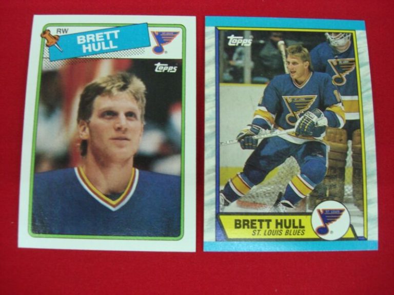 Brett Hull rookie card and Topps hockey card