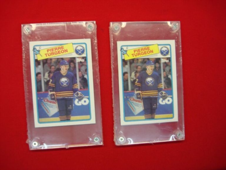 Two sealed 1988-89 Topps Pierre Turgeon #194 Buffalo Sabres baseball cards
