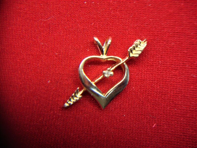 14K Yellow Gold Heart Pendant with Diamond Accent