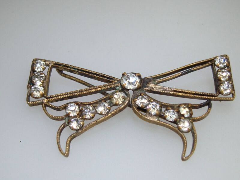Art Deco gilt brass bow pin with brilliants, vintage scarf holder