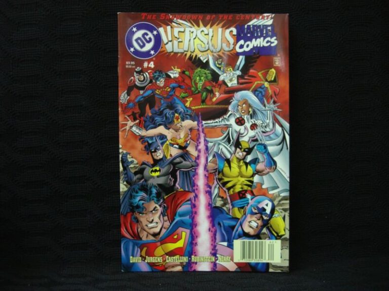 DC vs Marvel Comics #4: The Showdown of the Century (1996) - Excellent Condition