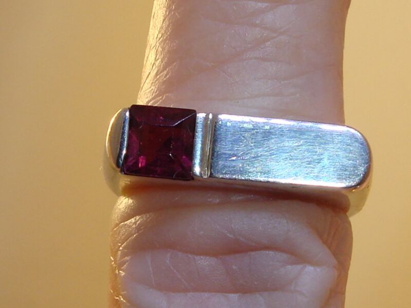 Vintage Tom Solow Sterling Silver Amethyst Stacking Ring (Size 6.5) - 1/2 Carat