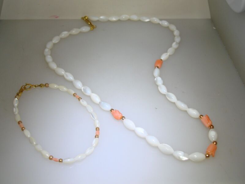 Vintage 1960s-70s pearl and coral necklace and bracelet set