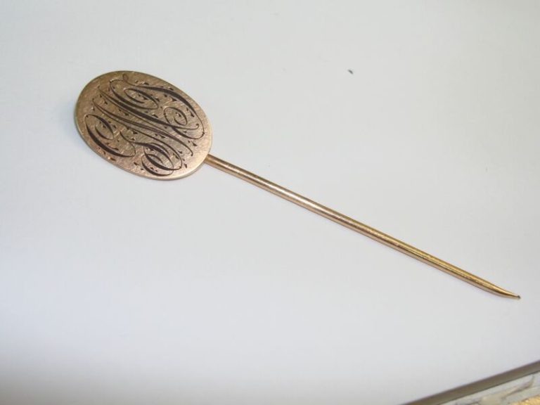 Antique Art Nouveau 10K Rose Gold Engraved Initial Stick Pin