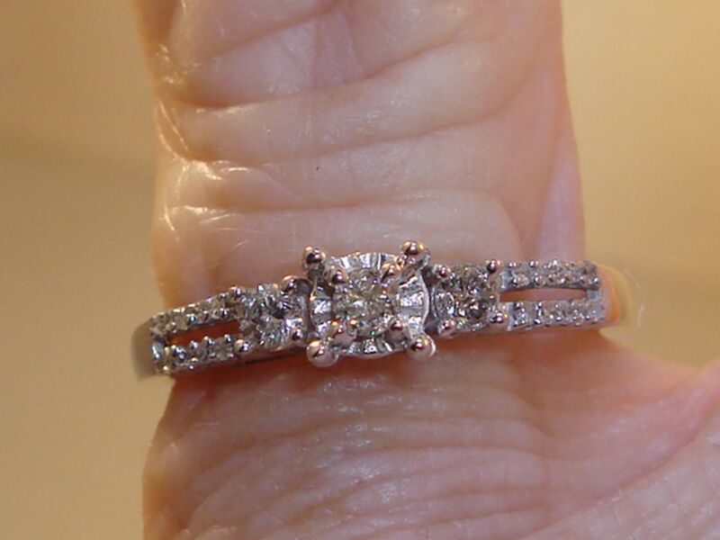 10K white gold three-stone diamond engagement ring, size 5.25