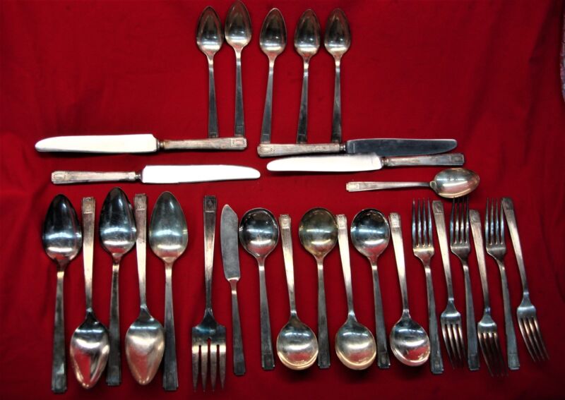 Vintage Oneida Community Plate Noblesse Flatware Set (29pc) - Excellent Condition