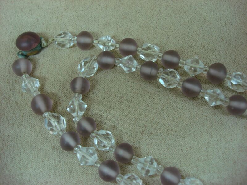 Vintage 1920s Art Deco Czech Glass Necklace