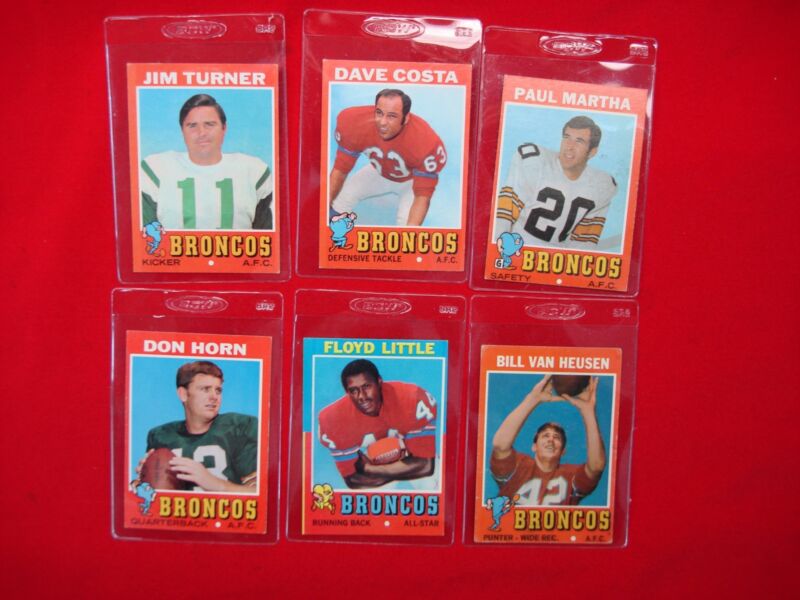 Vintage 1971 Topps Denver Broncos football cards - a 6-card lot