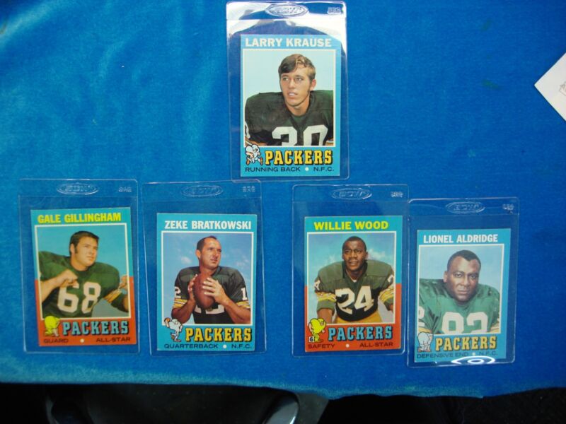 Vintage 1971 Topps Green Bay Packers football cards (5-card lot)
