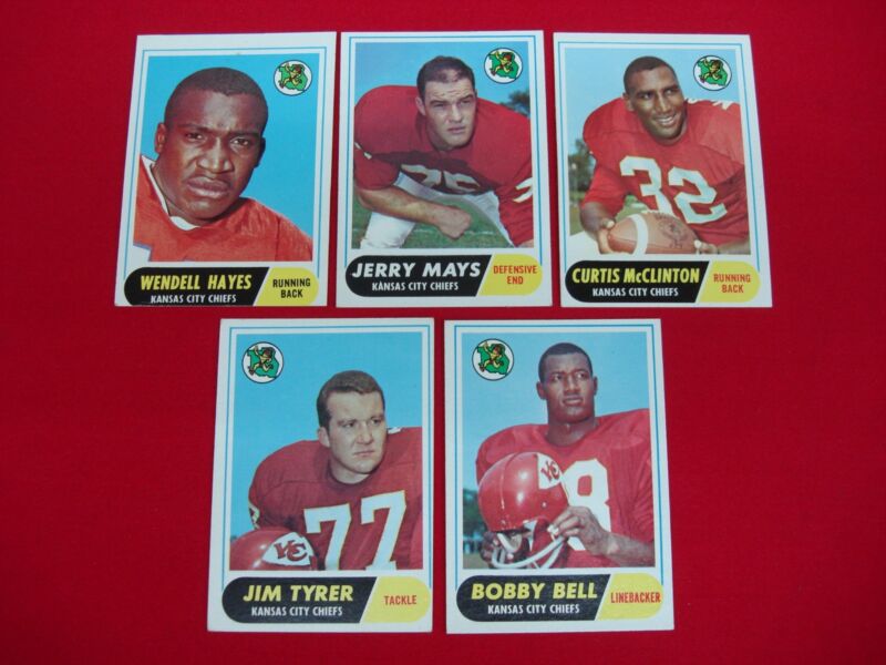 Vintage 1968 Topps Kansas City Chiefs football cards (EX/BTR condition) - lot of 5