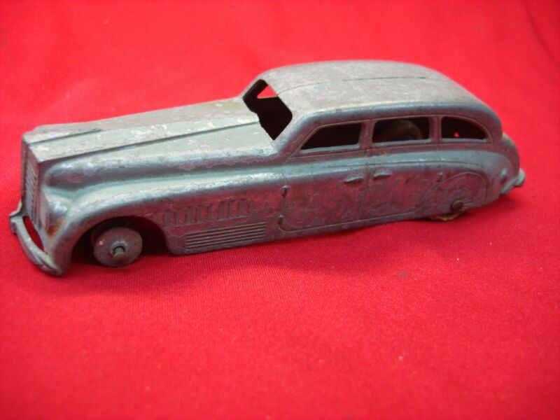 Vintage Tootsietoy Jumbo Sedan Blue, Parts Car / Restoration Project