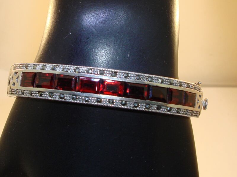 Vintage sterling silver filigree bangle bracelet with garnets and marcasites
