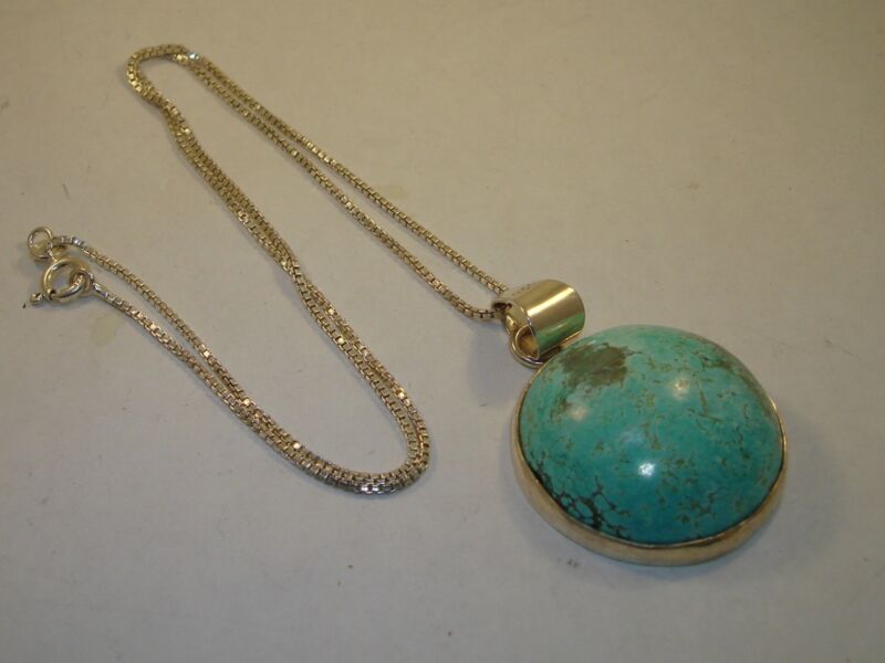 Sterling Silver Turquoise Cabochon Pendant Necklace