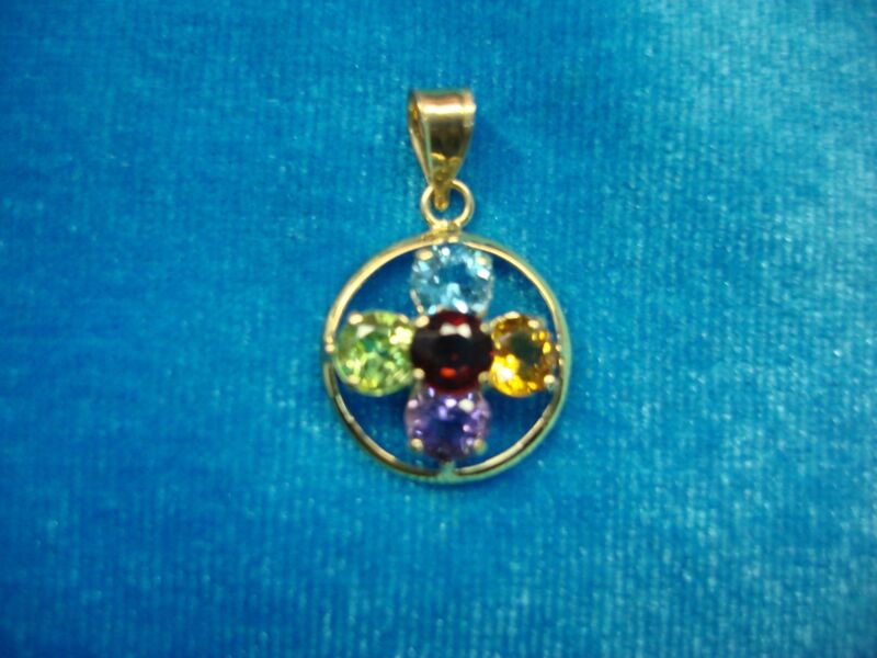 14K yellow gold circle pendant with multicolor stones, Mexico