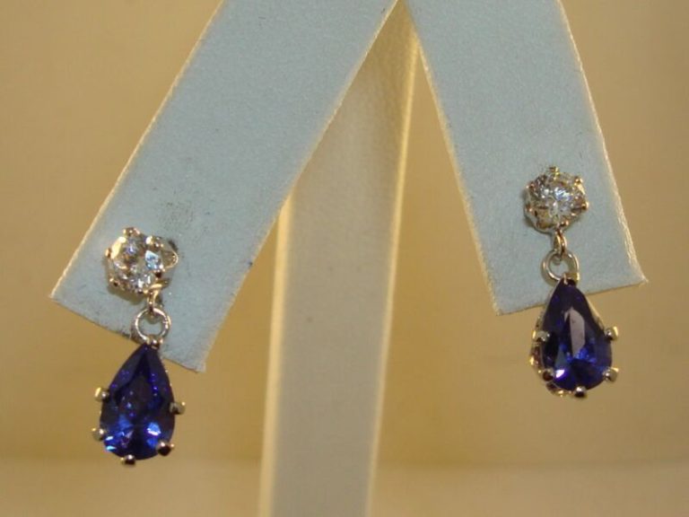 Sparkling sterling silver dangle earrings with blue and clear stones (1.5 CTW)