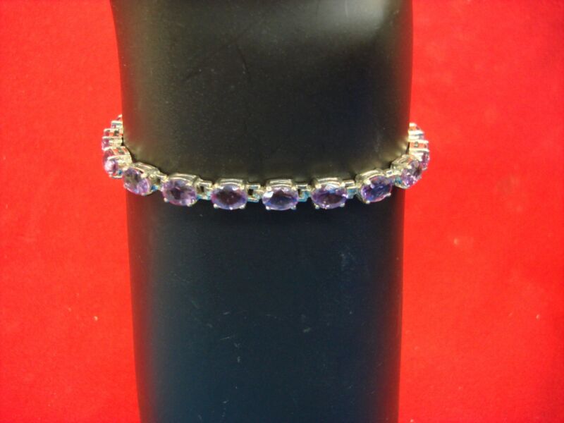 Sterling silver amethyst bracelet, oval amethysts, pre-owned, excellent condition