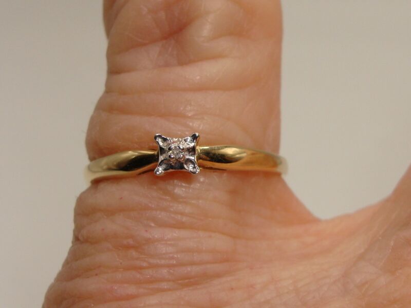 10K gold diamond accent friendship ring by RL, size 6 3/4