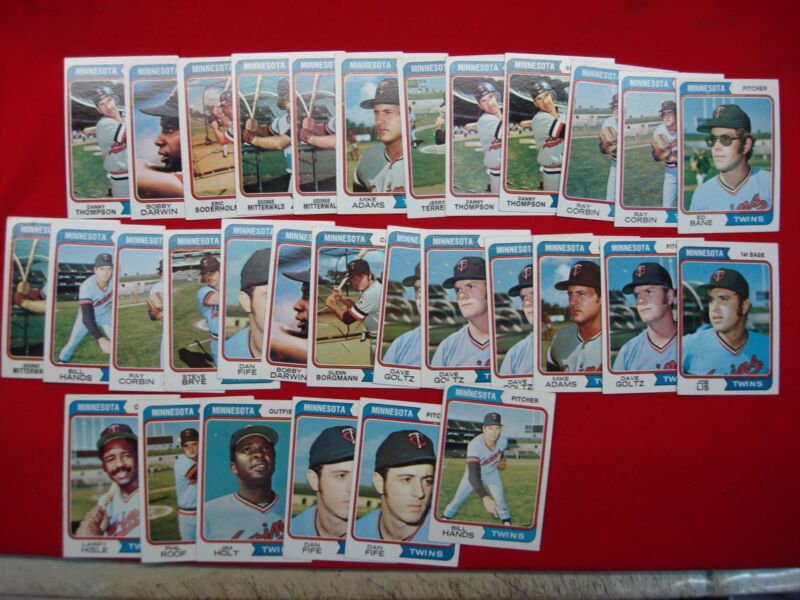 Vintage 1974 Topps Minnesota Twins baseball card lot
