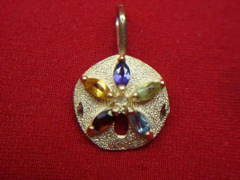14K yellow gold sand dollar pendant with multicolored stones