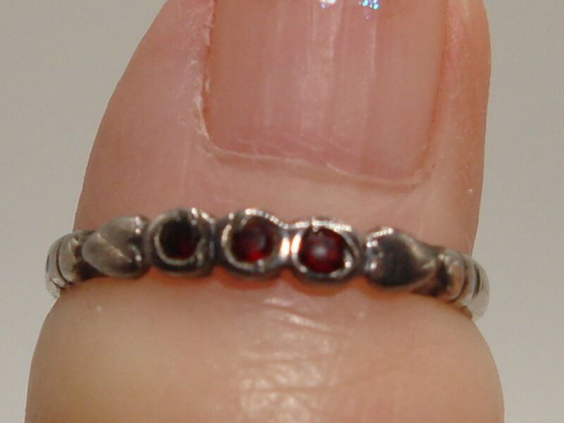 Vintage Kiddiegem sterling silver heart friendship ring, size 3