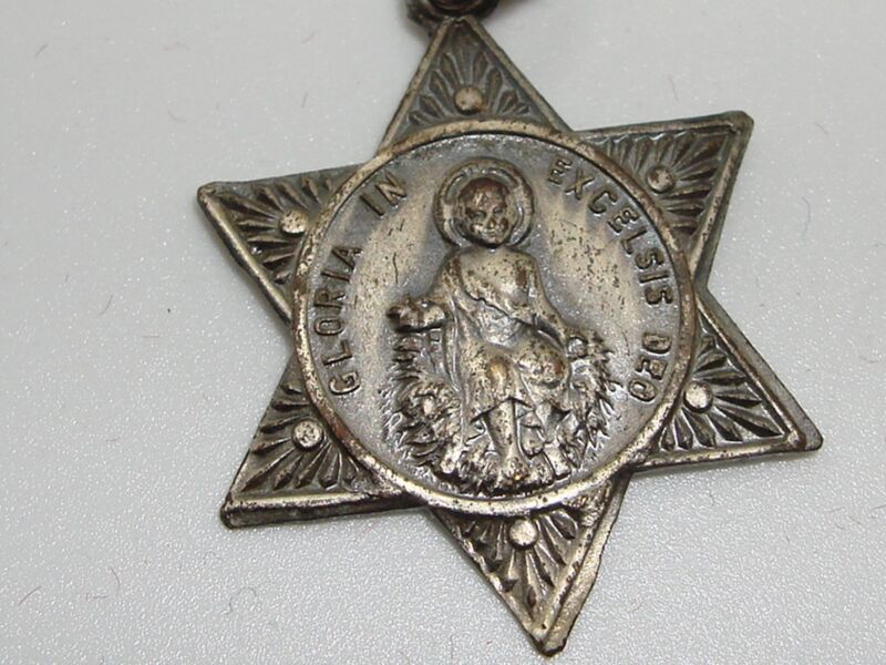 Vintage Silver-Washed Infant Jesus Star Medal