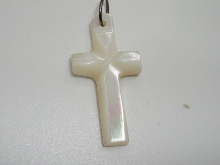 Vintage carved iridescent mother of pearl cross pendant