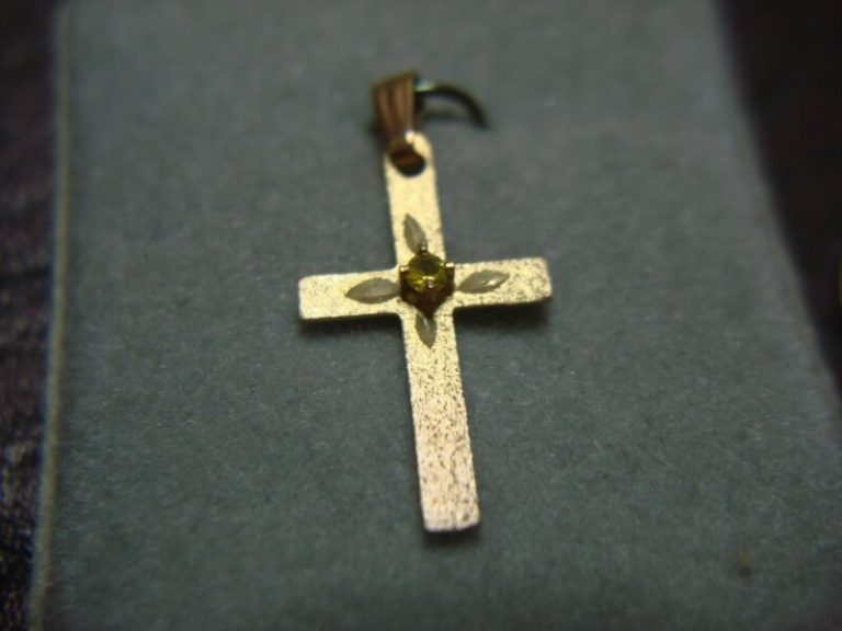 Vintage 14K Yellow Gold Citrine Cross Pendant (N.O.S.)