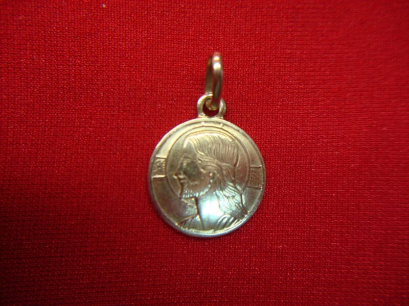 Vintage small 18K yellow gold Jesus charm pendant (.750 hallmark)