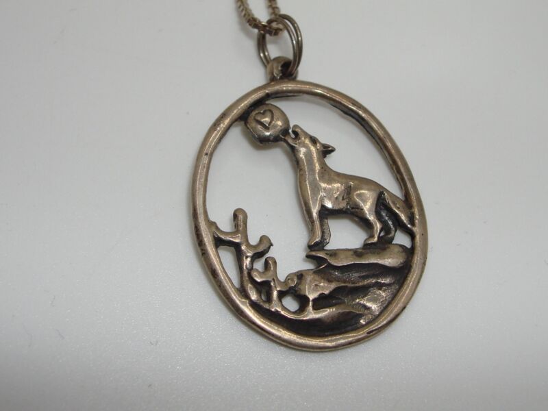 Italian Sterling Silver Howling Wolf Pendant Necklace (925)