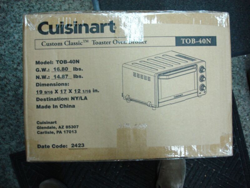 Cuisinart Custom Classic Toaster Oven & Broiler (TOB-40N) - New In Box