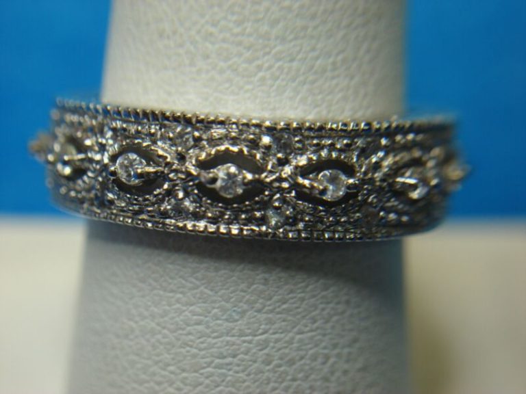 Sterling Silver Cubic Zirconia Band Ring - Size 8.75, Great Condition