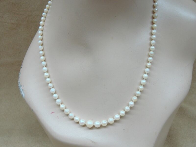 Vintage 14K gold freshwater pearl necklace