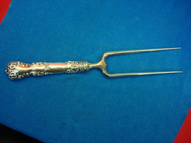 Antique sterling silver roast holder with ornate design, 10 inch serving stand