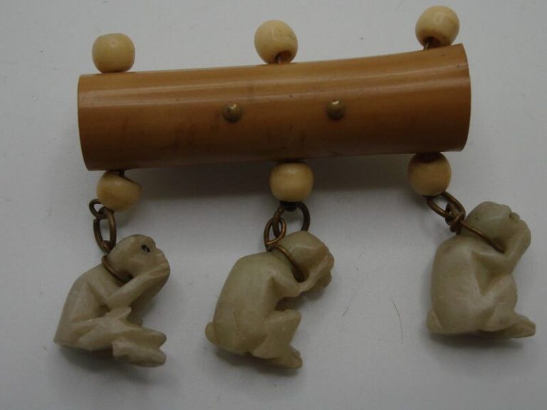 Antique Chinese Jade Monkey Pin – Hear No Evil, See No Evil, Speak No Evil