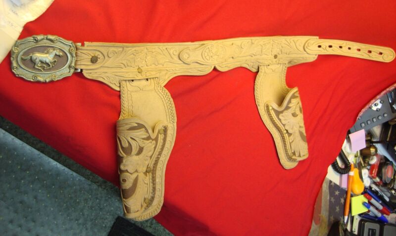 Vintage Gabriel Industries Rubber Holster for Cap Pistols (1975) - Excellent Condition