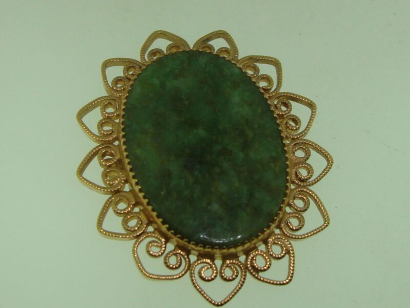 Vintage gold-filled filigree jade pin/pendant, 1960s-70s