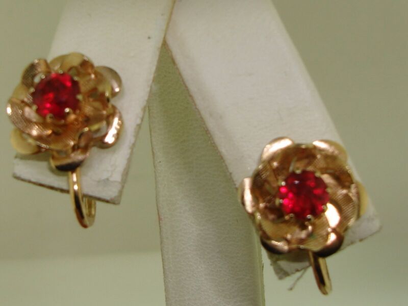 Vintage 1940s AMCO gold filled ruby red glass flower earrings