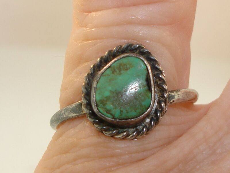 Vintage sterling silver turquoise ring, size 6