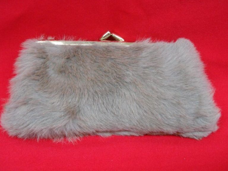 Vintage Australian kangaroo fur clutch purse by Elgo Agencies, gold hardware, excellent condition.