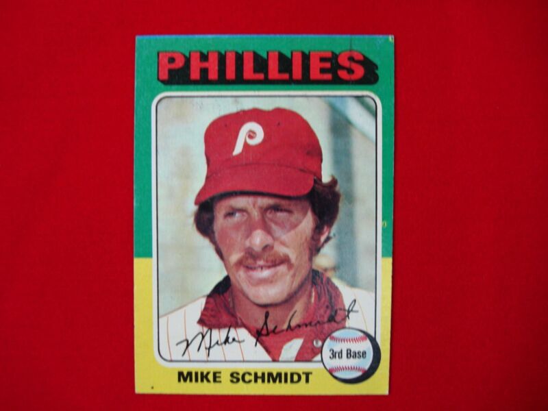 1975 Topps Mike Schmidt Philadelphia Phillies Baseball Card #70