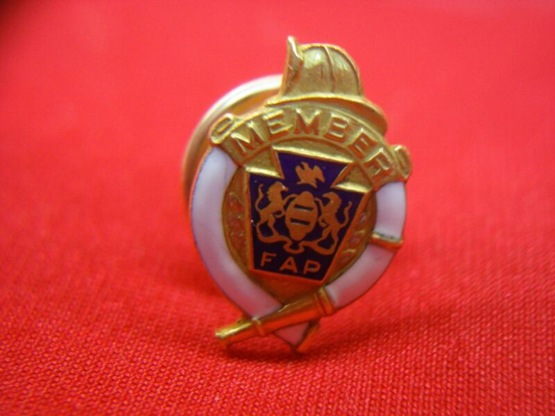 Vintage 14K yellow gold fireman's lapel pin with enamel detail