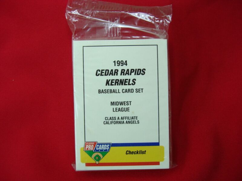 1994 Cedar Rapids Kernels Fleer ProCards Baseball Card Set - Factory Sealed