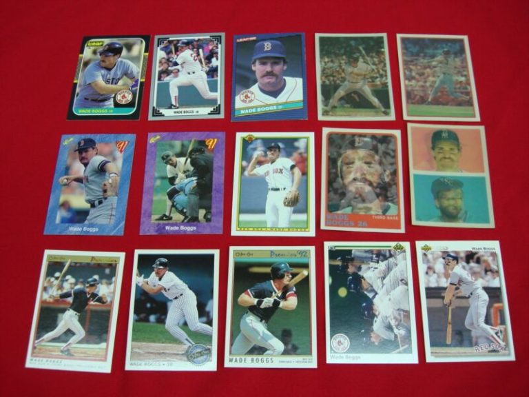 Collection of 15 Wade Boggs baseball cards