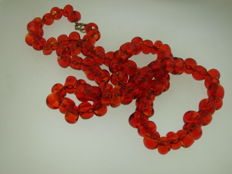 Vintage 1940s amber glass bead necklace