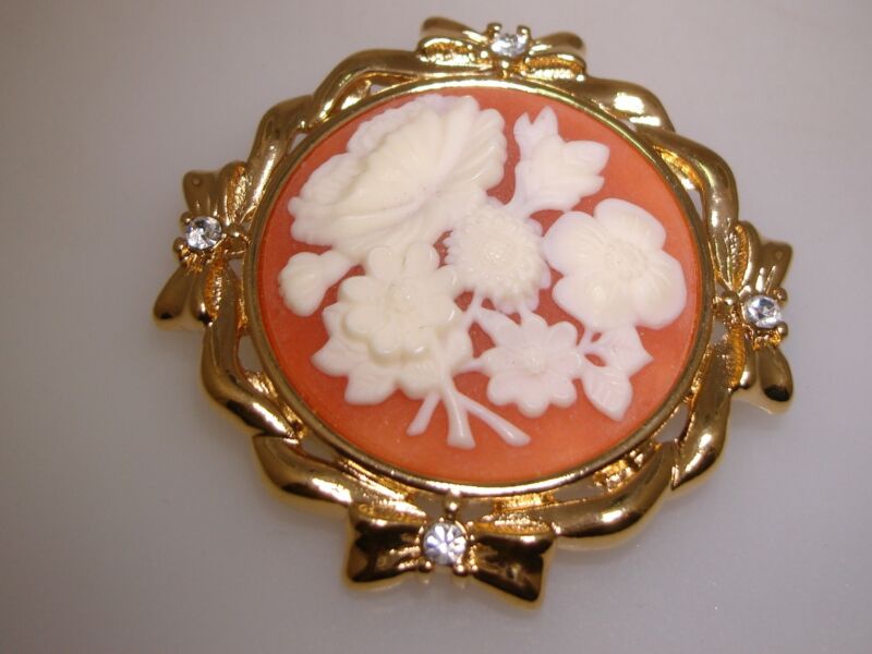 Vintage Monet lucite and rhinestone brooch pin, 1970s