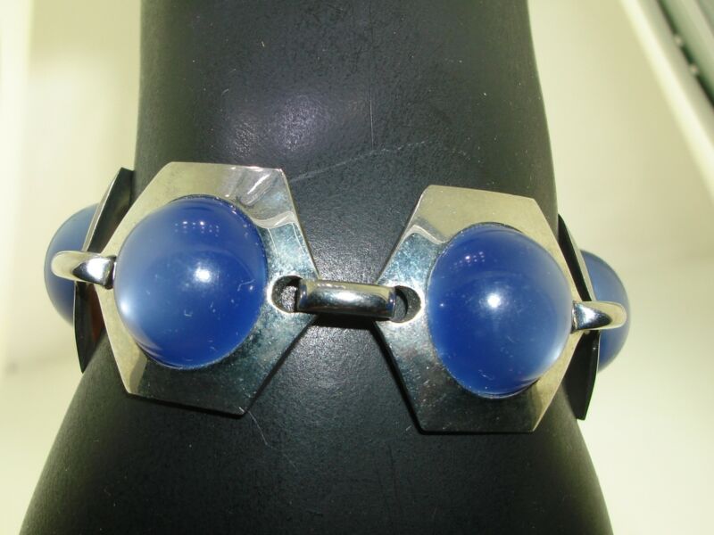 Vintage 1950s-60s blue glass moonstone bracelet