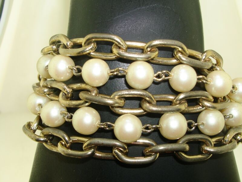 Vintage 1950s five-strand gold tone faux pearl bracelet