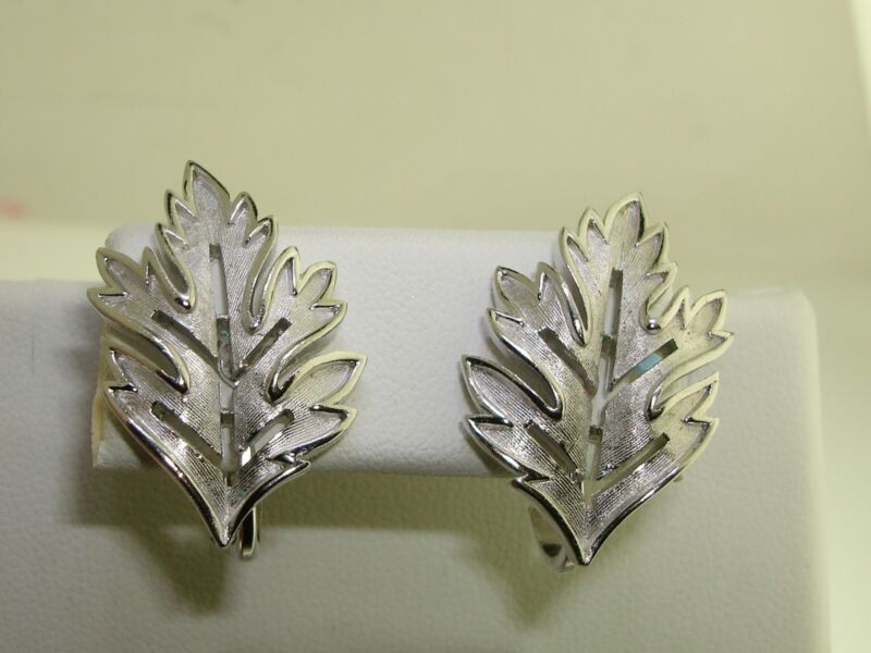 Vintage Trifari crown leaf clip-on earrings in brushed silver