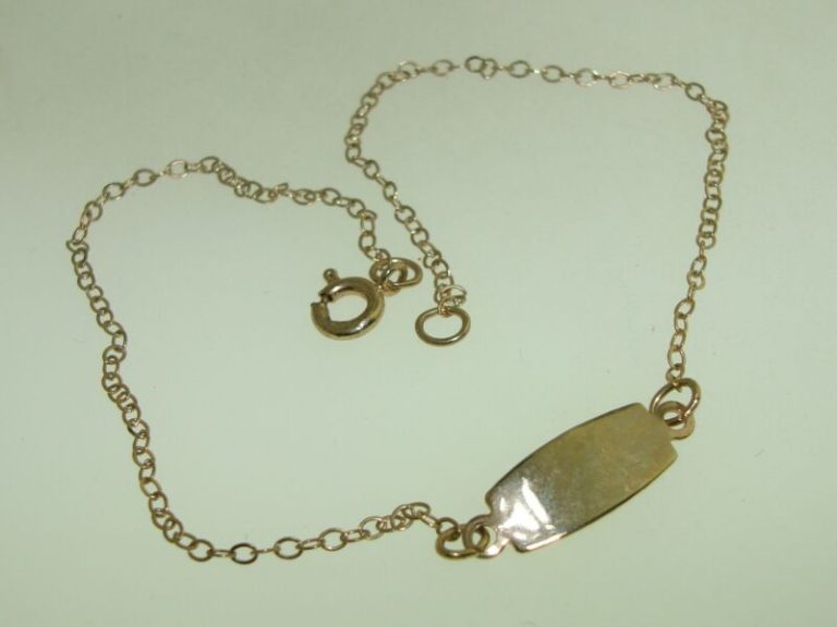Gold filled ankle bracelet with a blank plaque for personalization