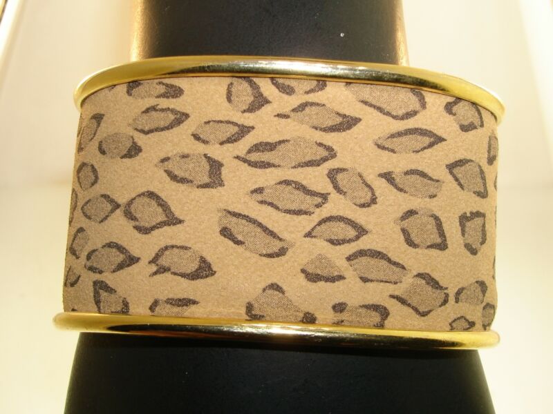 Vintage 1980s gold-tone leopard print suede cuff bracelet